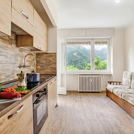 Francis Home With Balcony And Parking - Happy Rentals 公寓 *